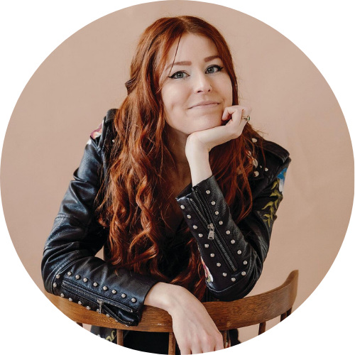 Erin Connor, romance author.